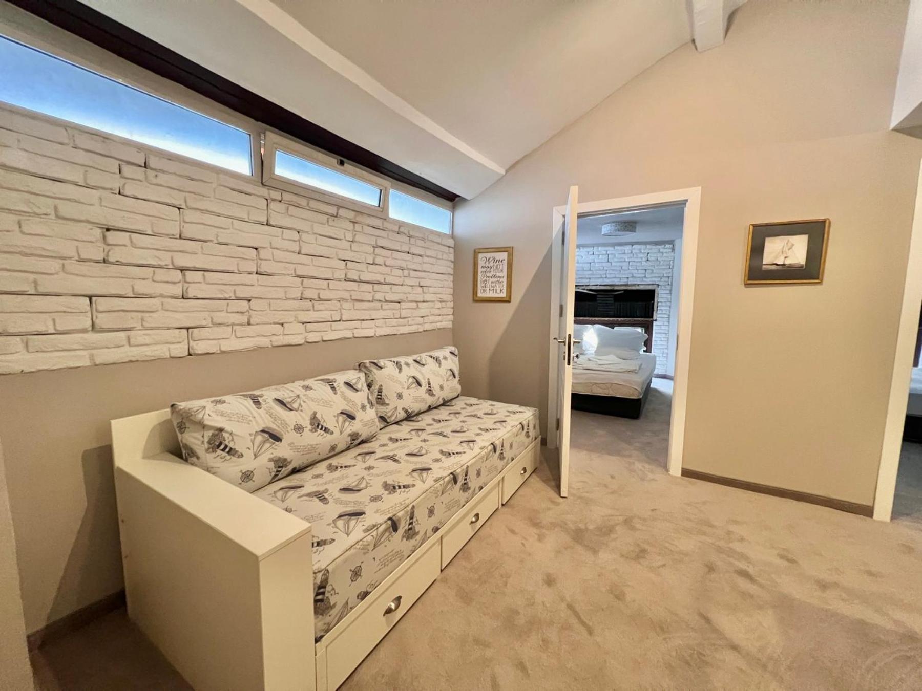 Just House Villa Varna ภายนอก รูปภาพ